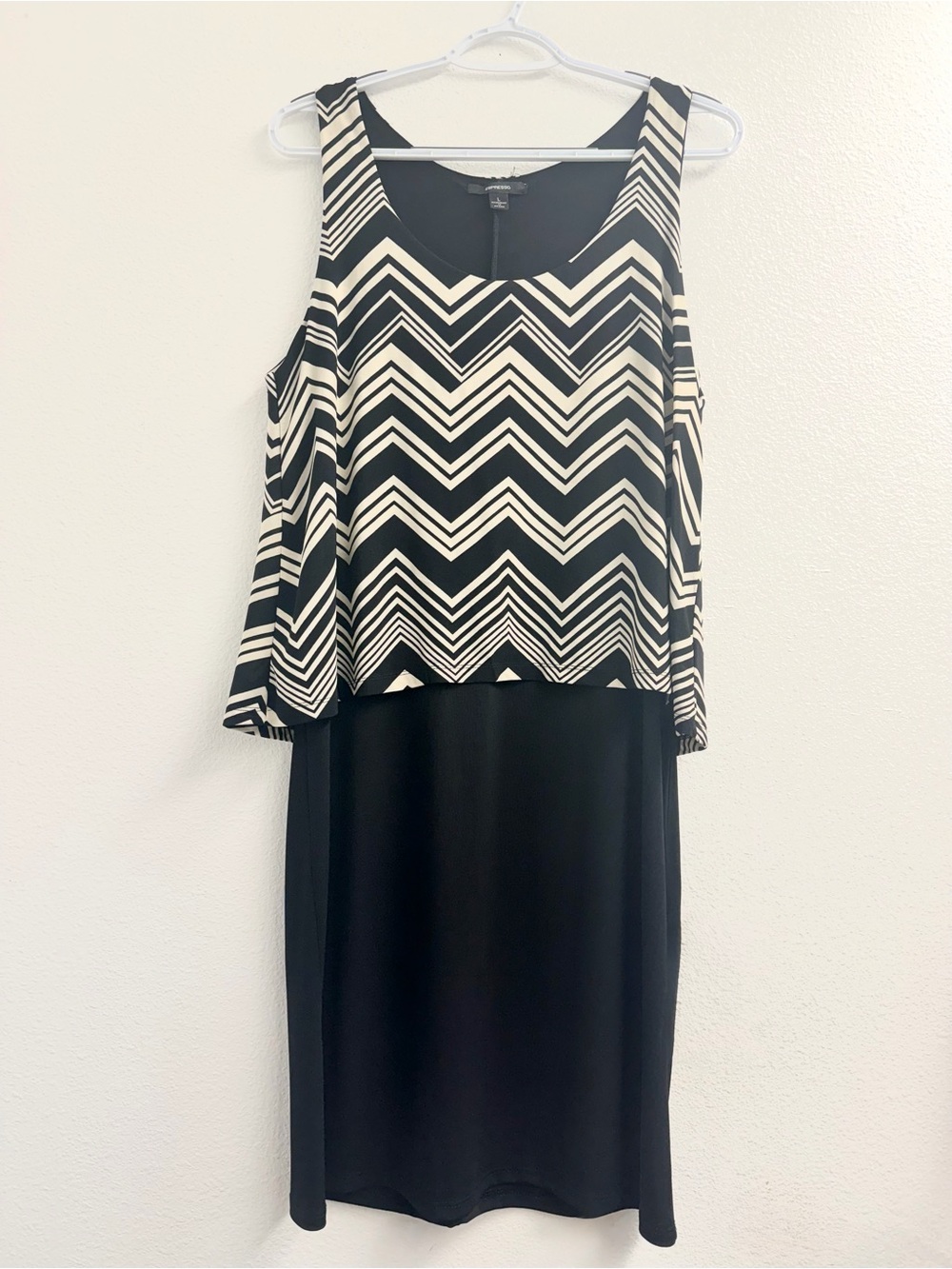 Black & Cream Chevron Layered sleeveless Dress size large